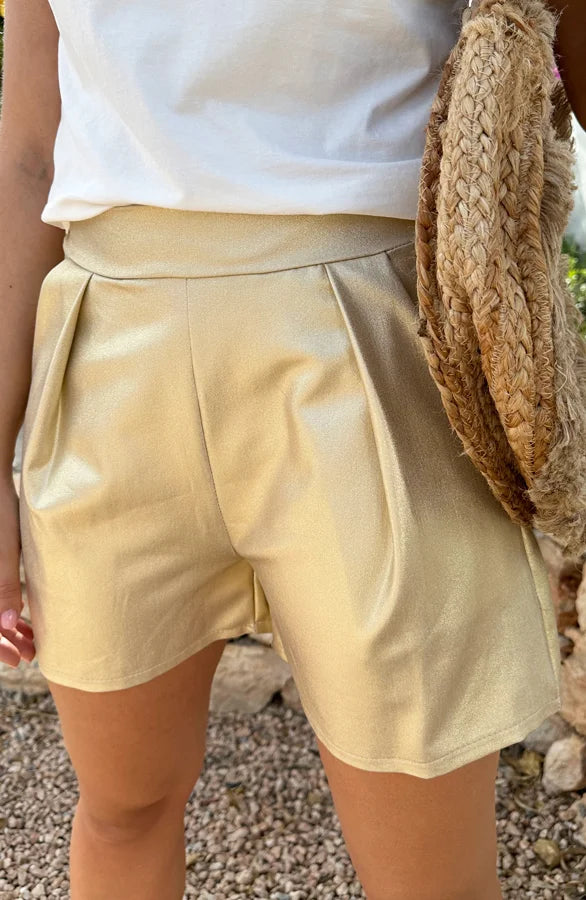 Tina | Goldene Shorts limitiert